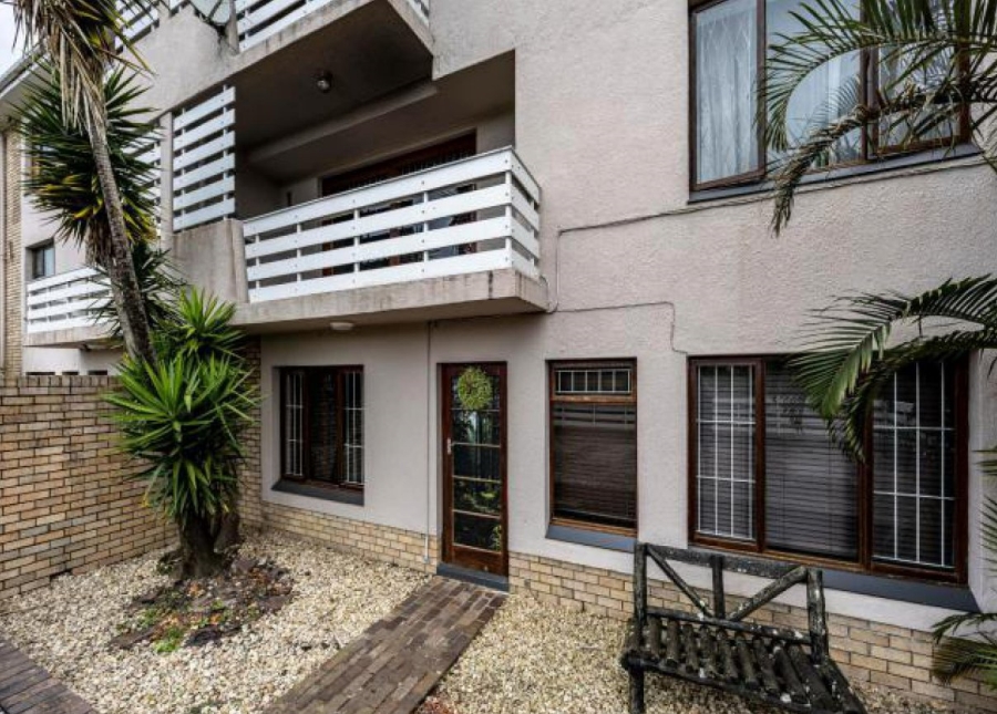 2 Bedroom Property for Sale in Beacon Bay Eastern Cape